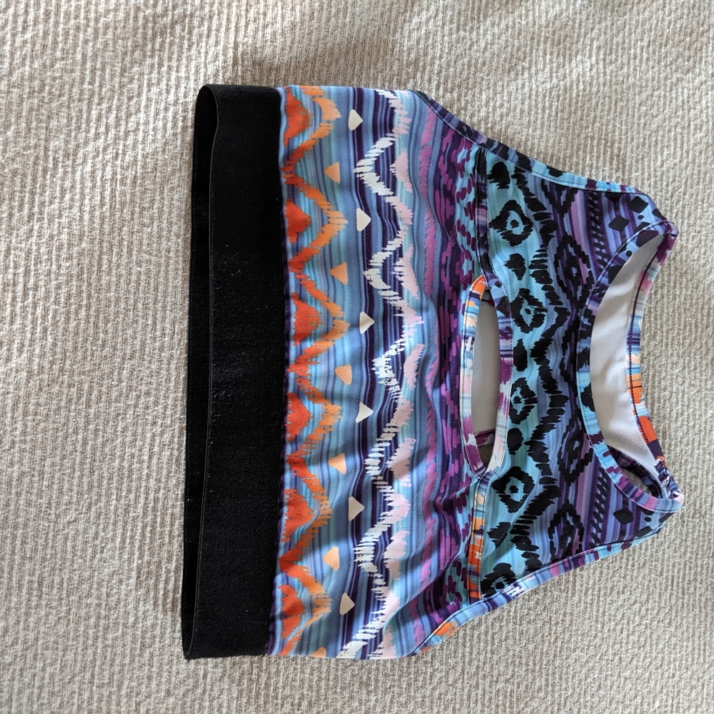 Born primitive sports bra Small